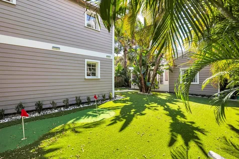 859 Sunset Road West Palm Beach FL 33401