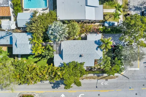 859 Sunset Road West Palm Beach FL 33401