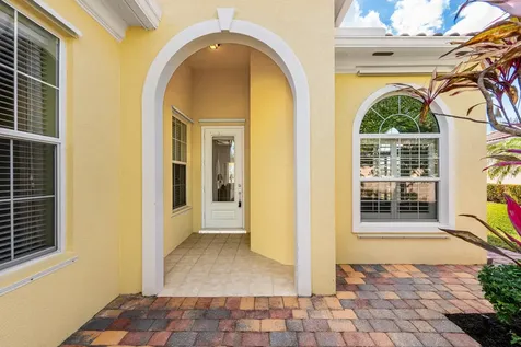 10563 Sw Stratton Drive Port Saint Lucie FL 34987