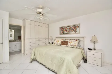 220 Richmond C Deerfield Beach FL 33442