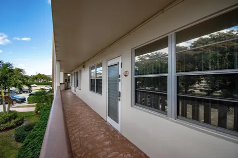 220 Richmond C Deerfield Beach FL 33442