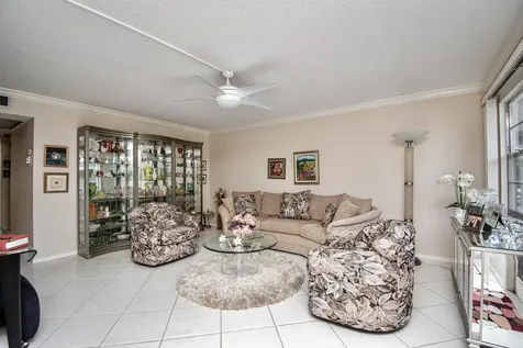 220 Richmond C Deerfield Beach FL 33442