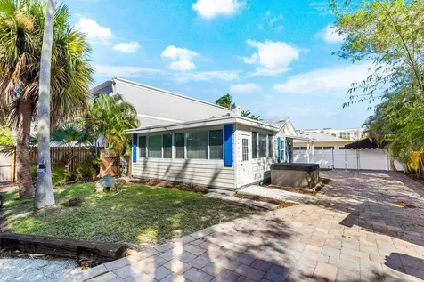 126 Ne 4th Avenue Delray Beach FL 33483