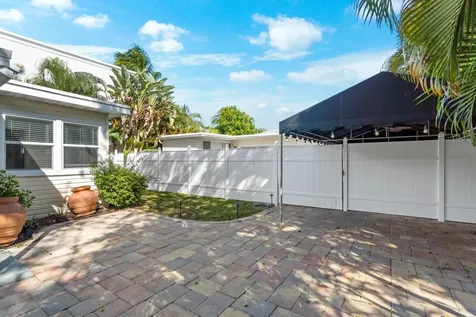 126 Ne 4th Avenue Delray Beach FL 33483