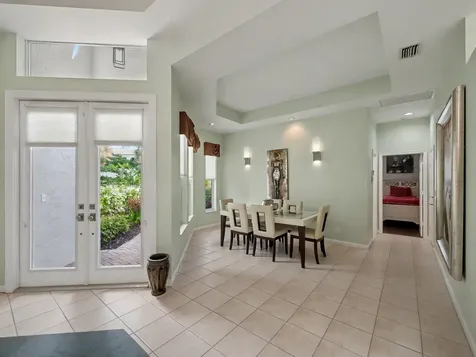 320 Sunset Bay Lane Palm Beach Gardens FL 33418