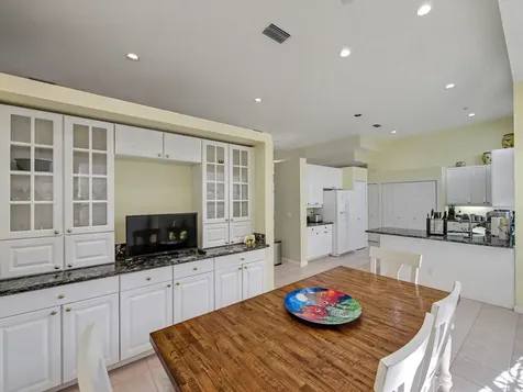 320 Sunset Bay Lane Palm Beach Gardens FL 33418