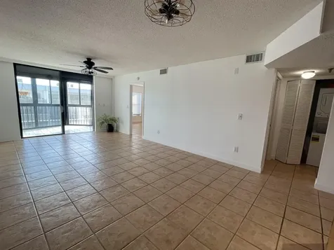 896 N Federal Highway Lantana FL 33462