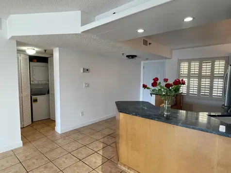 896 N Federal Highway Lantana FL 33462