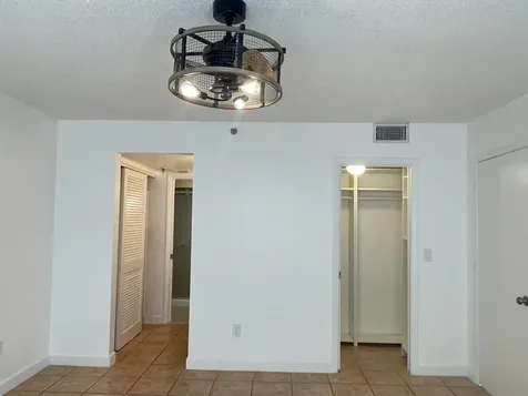 896 N Federal Highway Lantana FL 33462