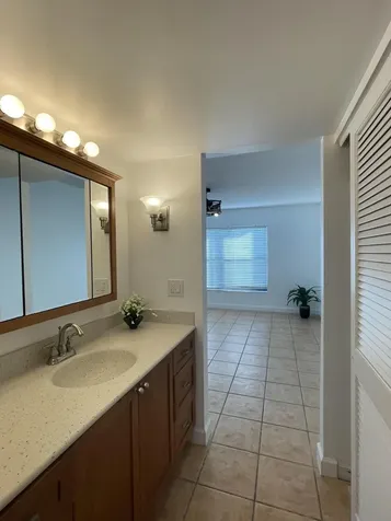 896 N Federal Highway Lantana FL 33462