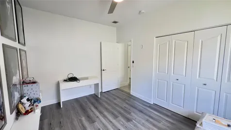 5175 Nw 50th Terrace Coconut Creek FL 33073