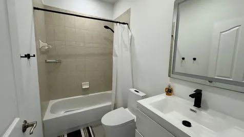 5175 Nw 50th Terrace Coconut Creek FL 33073