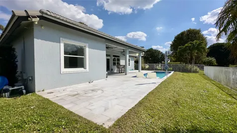 5175 Nw 50th Terrace Coconut Creek FL 33073