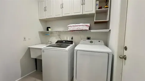 5175 Nw 50th Terrace Coconut Creek FL 33073