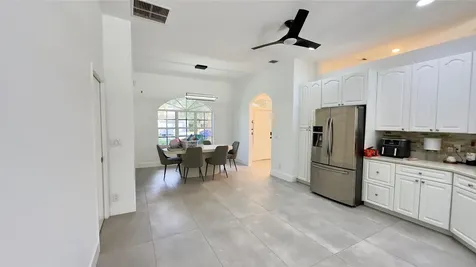 5175 Nw 50th Terrace Coconut Creek FL 33073