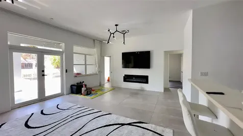 5175 Nw 50th Terrace Coconut Creek FL 33073