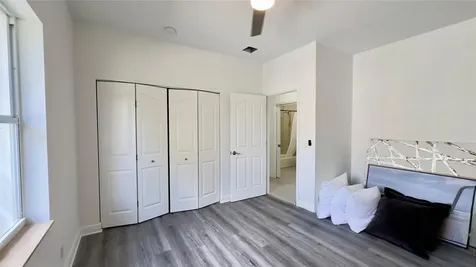 5175 Nw 50th Terrace Coconut Creek FL 33073