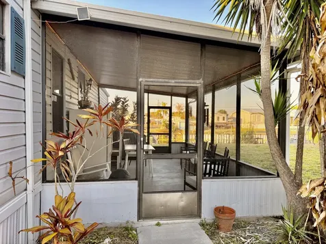 1044 22nd Street Okeechobee FL 34974