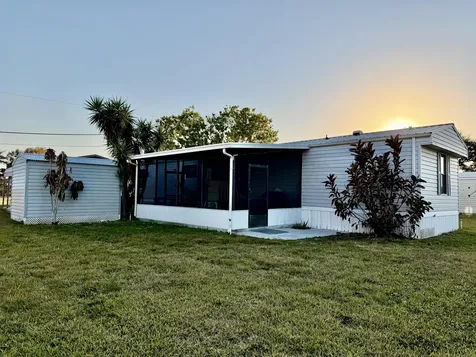 1044 22nd Street Okeechobee FL 34974
