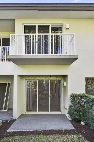 1120 Pioneer Way Royal Palm Beach FL 33411