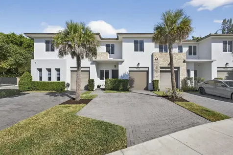 1120 Pioneer Way Royal Palm Beach FL 33411