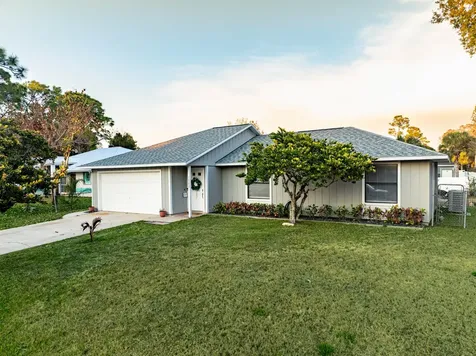 1562 Schooner Lane Sebastian FL 32958