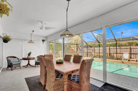 36 Se Saddleback Road Jupiter FL 33469