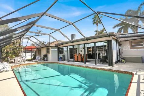 36 Se Saddleback Road Jupiter FL 33469