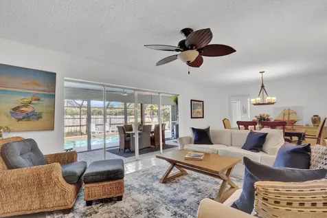 36 Se Saddleback Road Jupiter FL 33469