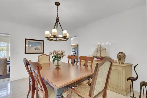 36 Se Saddleback Road Jupiter FL 33469