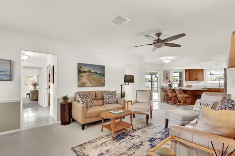 36 Se Saddleback Road Jupiter FL 33469