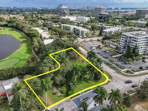 1617 Embassy Drive West Palm Beach FL 33401