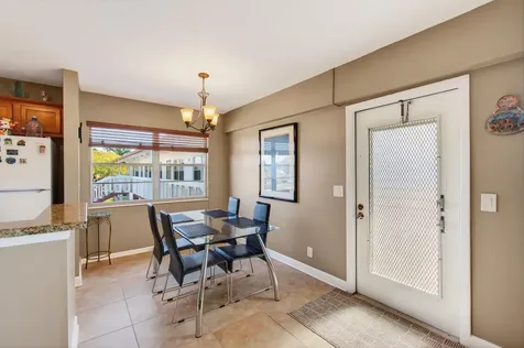 33 Fanshaw A Boca Raton FL 33434