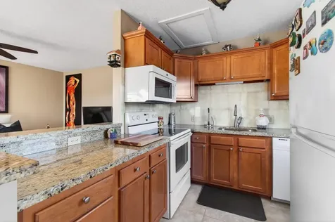 33 Fanshaw A Boca Raton FL 33434