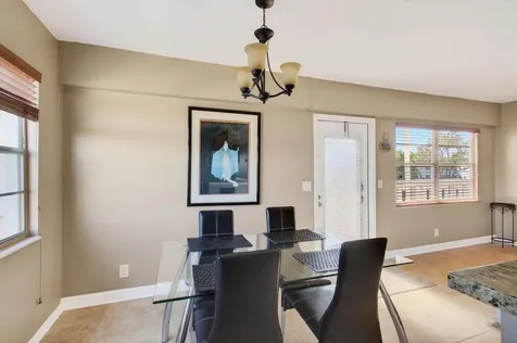 33 Fanshaw A Boca Raton FL 33434