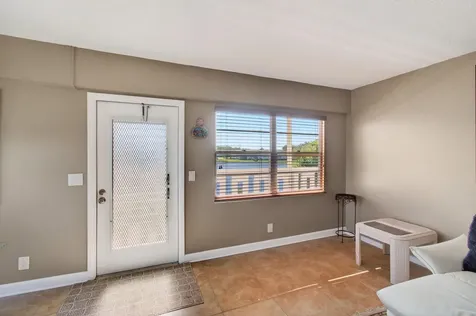 33 Fanshaw A Boca Raton FL 33434
