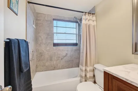33 Fanshaw A Boca Raton FL 33434