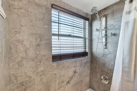 33 Fanshaw A Boca Raton FL 33434