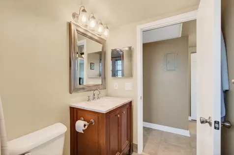 33 Fanshaw A Boca Raton FL 33434