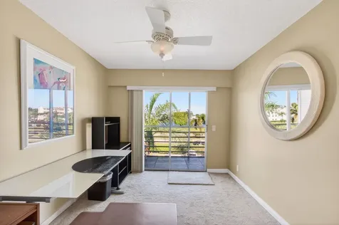 33 Fanshaw A Boca Raton FL 33434