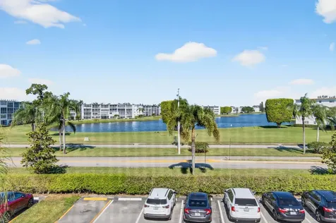 33 Fanshaw A Boca Raton FL 33434