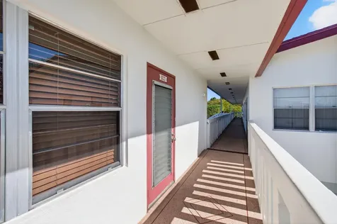 33 Fanshaw A Boca Raton FL 33434