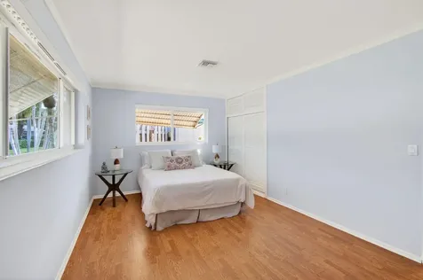301 Se 8th Avenue Deerfield Beach FL 33441