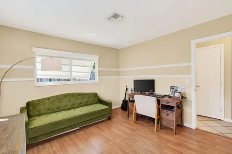 301 Se 8th Avenue Deerfield Beach FL 33441