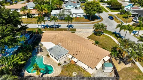 301 Se 8th Avenue Deerfield Beach FL 33441