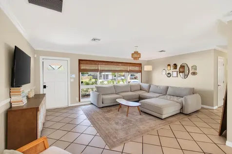 301 Se 8th Avenue Deerfield Beach FL 33441