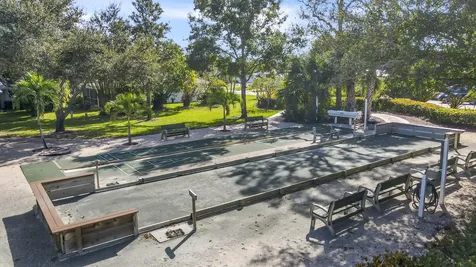 18081 Se Country Club Drive Tequesta FL 33469
