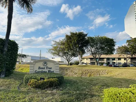 9875 Pineapple Tree Drive Boynton Beach FL 33436