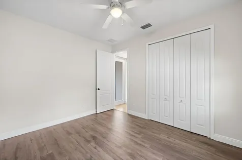 1411 Sw Hackensack Avenue Port Saint Lucie FL 34953