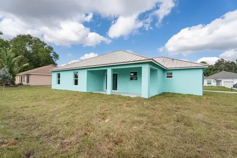 4947 Nw Flintstone Avenue Port Saint Lucie FL 34983